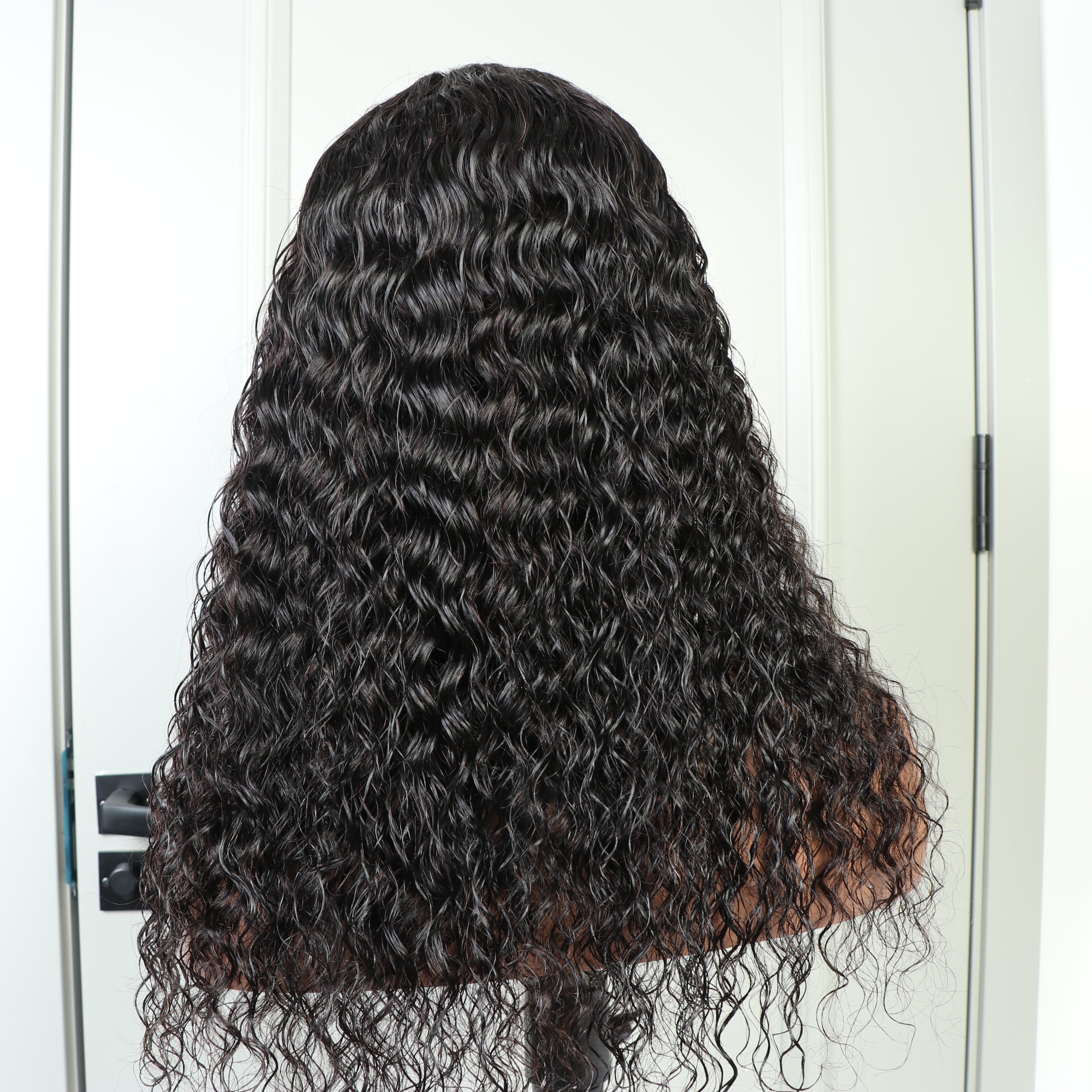 Ruilong Hair 13x4 HD Transparent Brazilian Water Wave Lace Frontal Human Hair Wig 30 40 Inch Pre Plucked With Baby Hair 180% 250% Density